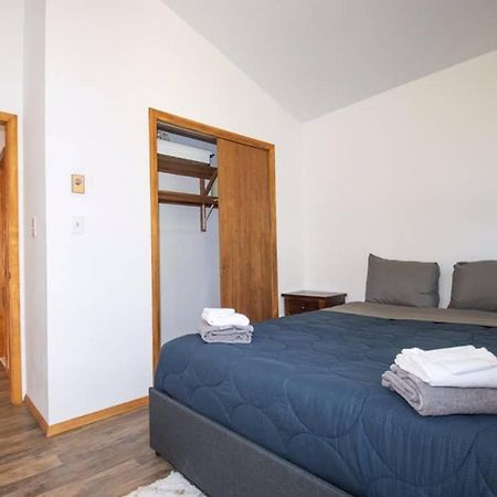 Entire 3 Bedroom Adventure Chalet, Near The Best Of The Poconos East Stroudsburg Exterior foto